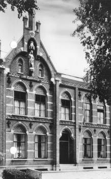 KVC (= Katholieke Vacantie Centrale). Jeugdherberg; Foto Foto