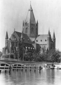 Parochie H. Willibrordus buiten de Veste, Amsterdam; Foto Foto
