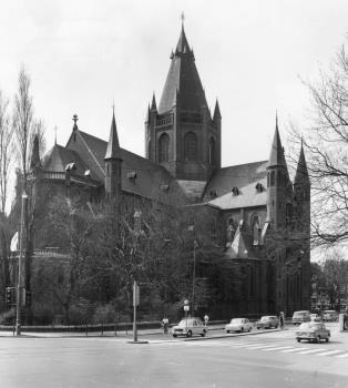 Parochie H. Willibrordus buiten de Veste, Amsterdam; Foto Foto