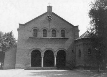 Parochie Allerheiligst Sacrament, Berlicum; Foto Foto