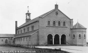 Parochie Allerheiligst Sacrament, Berlicum; Foto Foto