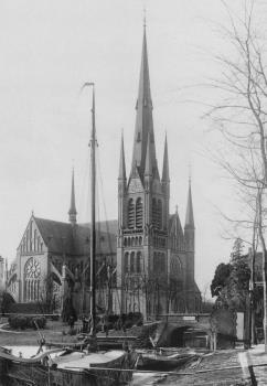 Uit: Jan Kalf, De katholieke kerken in Nederland, Amsterdam; Foto Foto