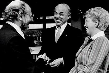 Afscheidsreceptie van de directeur A-Faculteiten (midden); Foto Foto