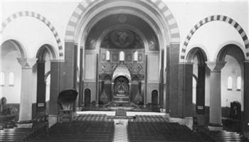 Interieur van de Gerardus Majellakerk in Amsterdam; Foto Foto