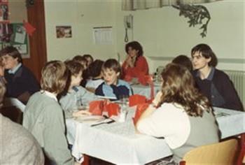 Leerlingen van het internaat de la Salle in Oss tijdens een kerstdiner; Foto Foto