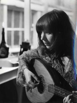 Portretfoto van Elly Zuiderveld-Nieman, artiestennaam Elly Nieman; Foto Foto