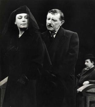 Een onbekende actrice en Richard Flink; Foto Foto