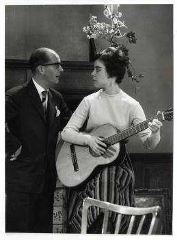 Césarine Hock-Speenhoff met Herbert Joeks, pseudoniem voor Herman van Hugten; Foto Foto