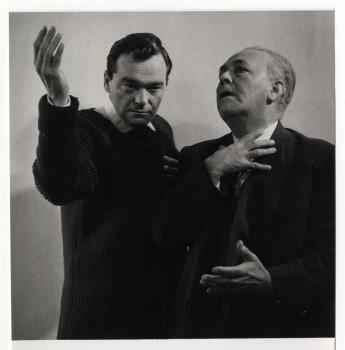Jan Blaaser als mijnheer Wamselaar en Johannes Bernardus (Jan) Blok bij het televisiespel 'School der Volwassenen' van de KRO op 13 november 1960.; Foto Foto